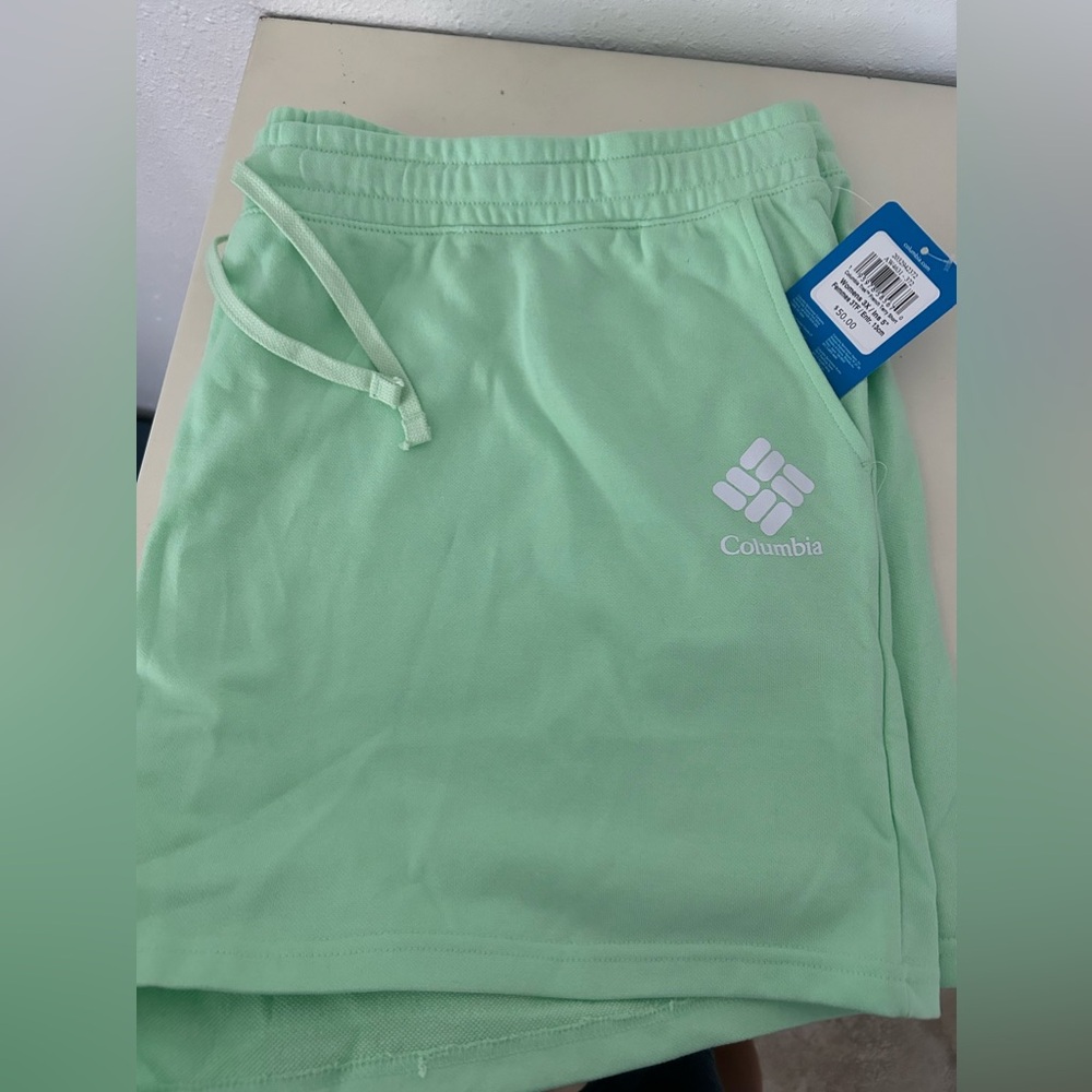 New Columbia Green Shorts Women Size 3X